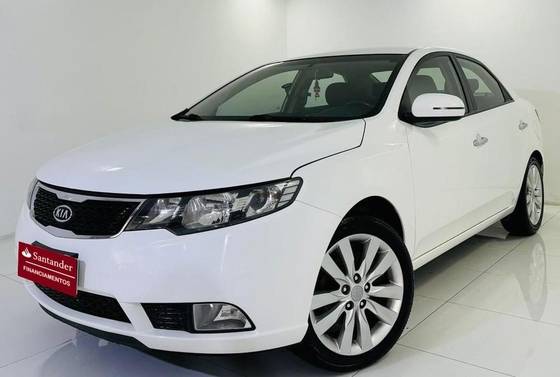 KIA CERATO 1.6 EX3 SEDAN 16V GASOLINA 4P MANUAL